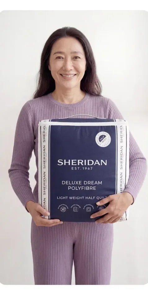 Custom Comfort character with a Sheridan Deluxe Dream half quilt